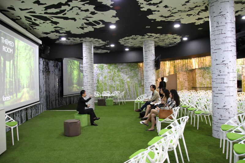 workshop huone singapore forest room