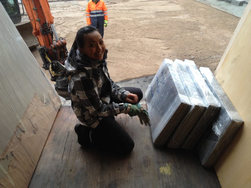 Evon working hard for the opening of the first HUONE Huone Jätkäsaari construction 2012